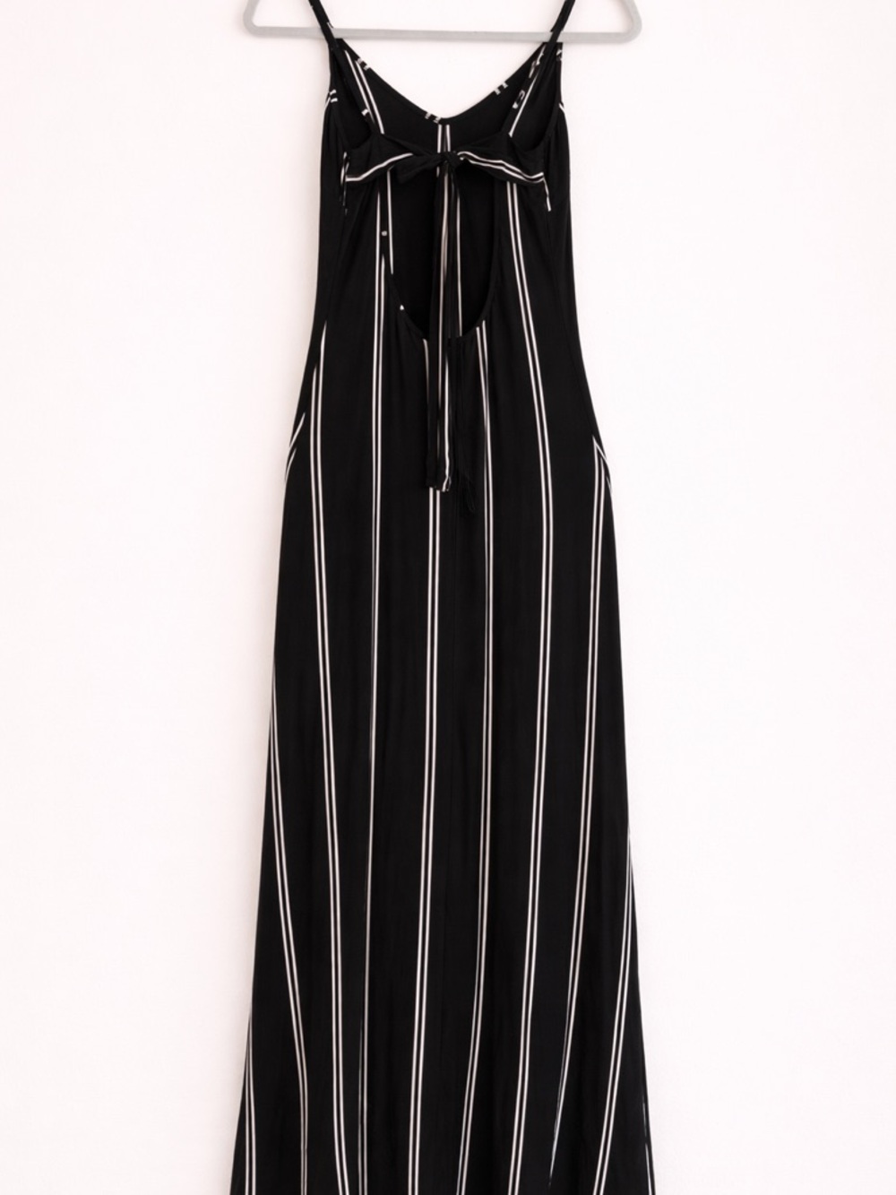 Lulus Black & White Striped Maxi Dress Open Back Tie Detail Size S - Picture 3 of 4